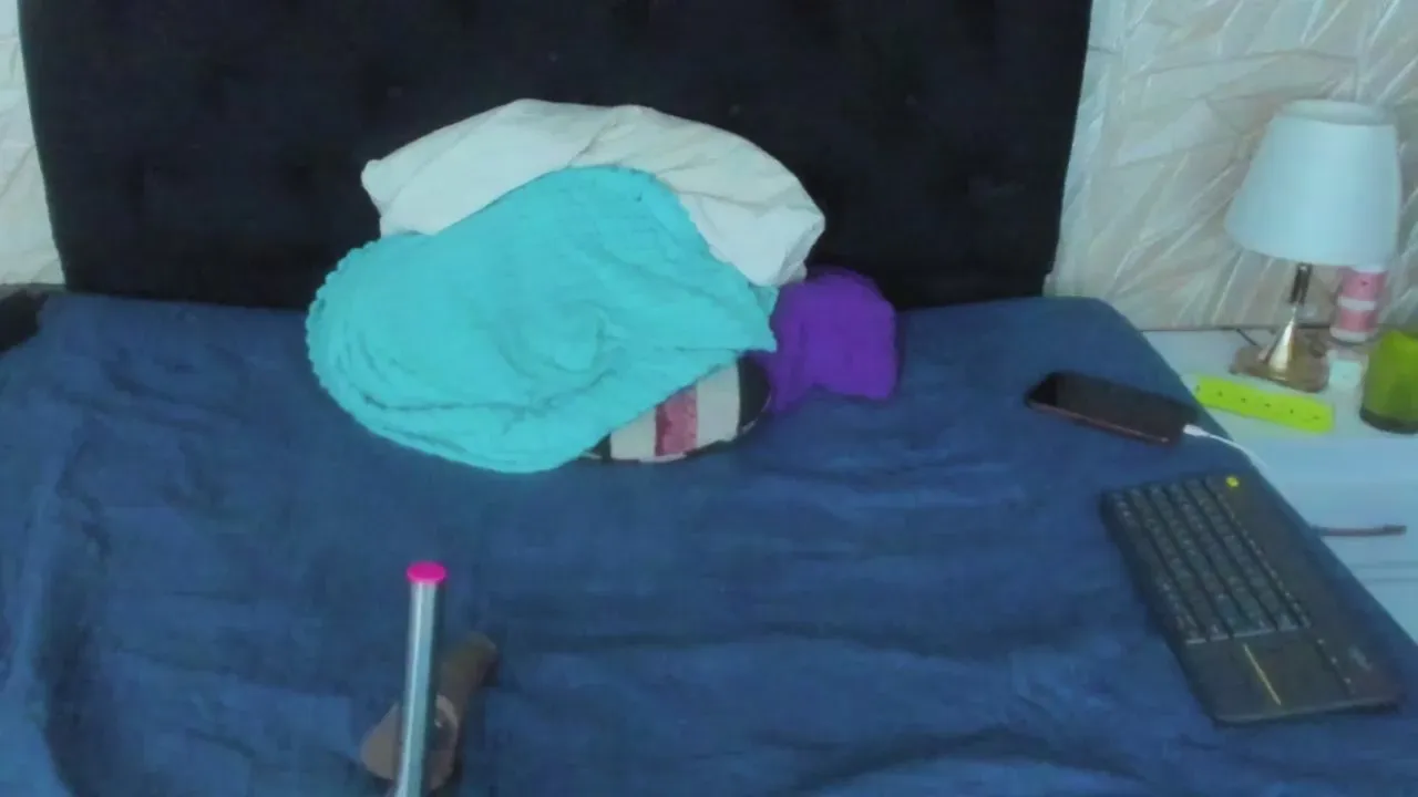 Offline ChanelleJohnson on Cam4