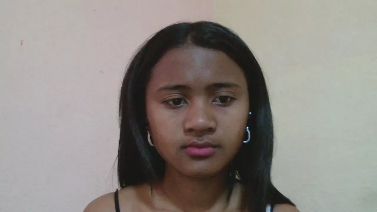 Offline Chania007 on Cam4