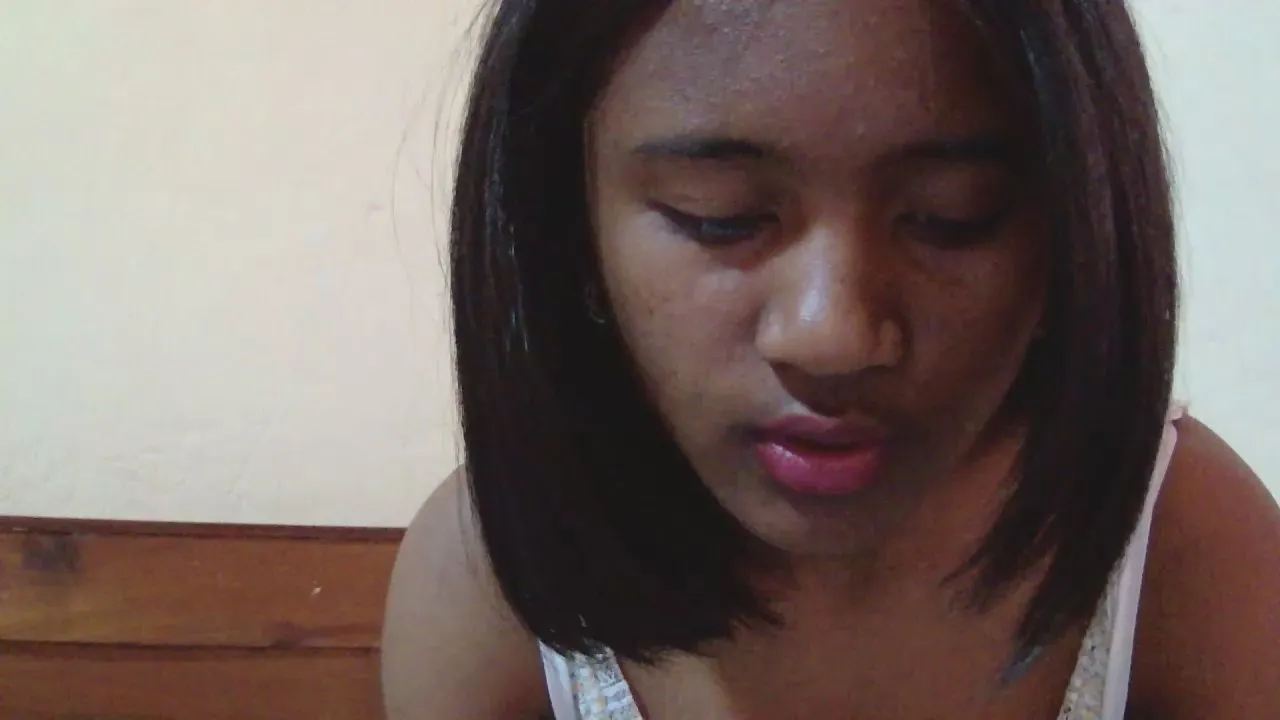 Offline Chania007 on Cam4