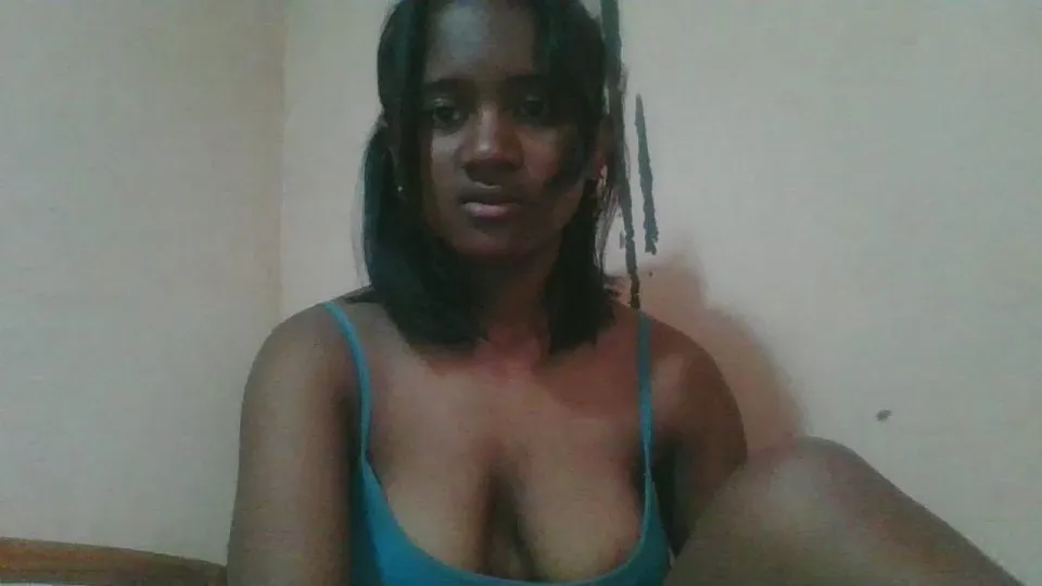 Offline Chania007 on Cam4