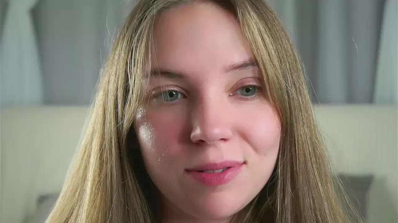 Offline CharlieParfitt on Cam4