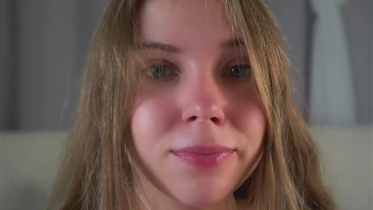 Offline CharlieParfitt on Cam4