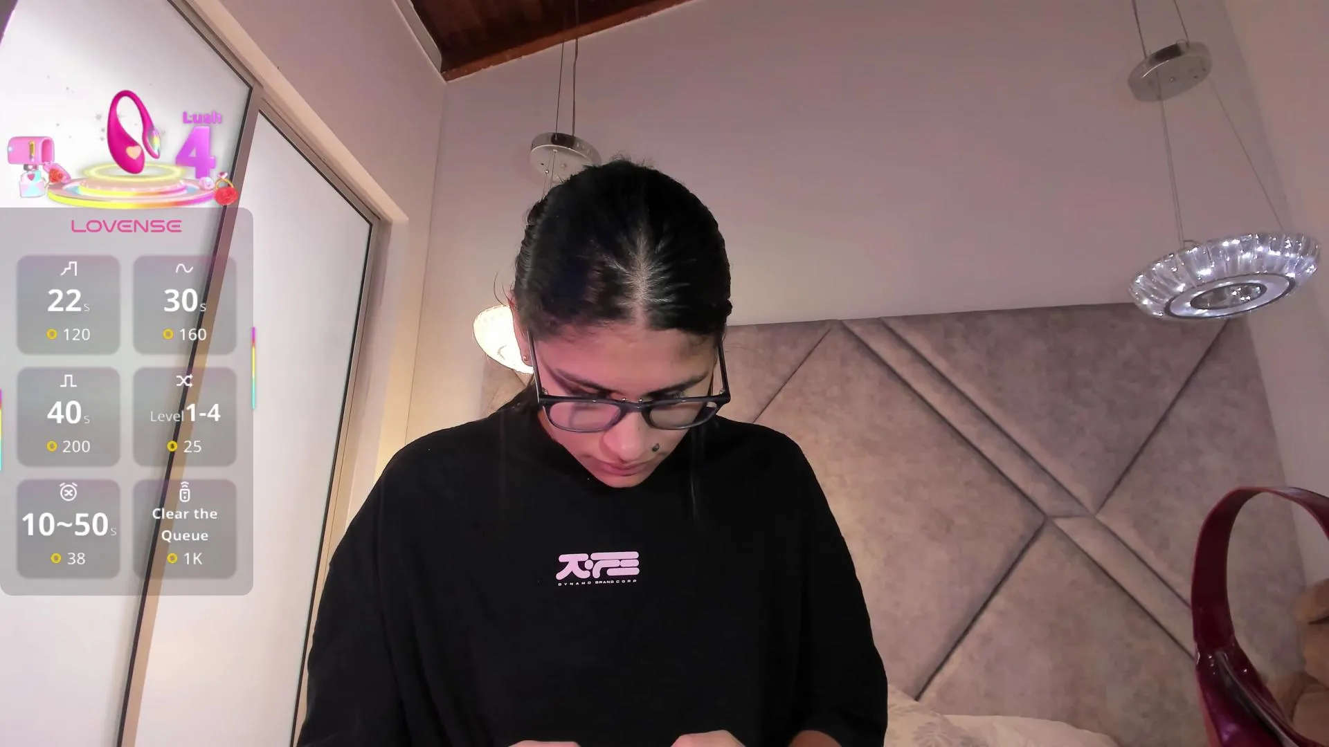 Offline Cleopattra_ on Cam4