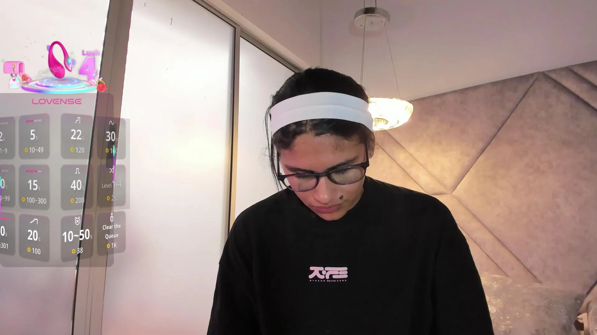 Offline Cleopattra_ on Cam4