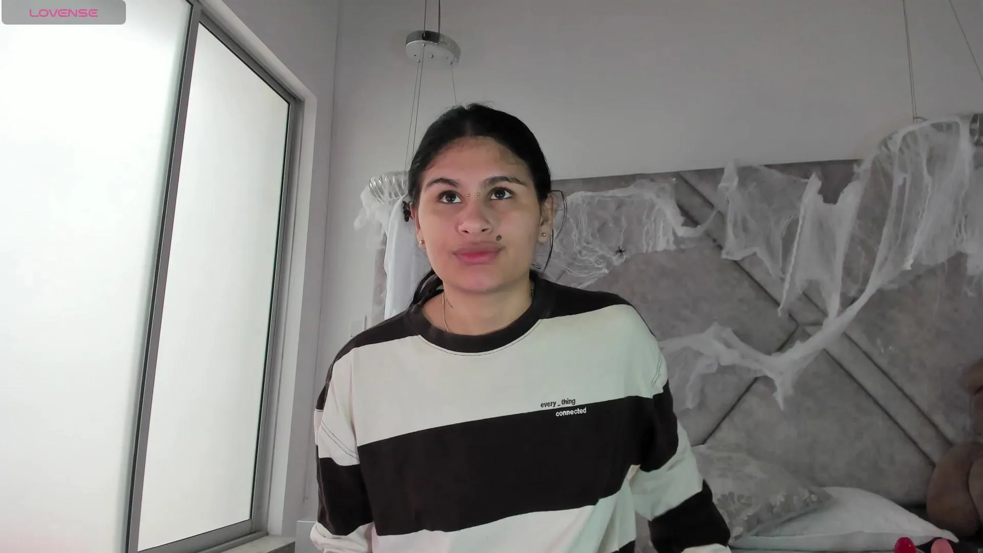 Offline Cleopattra_ on Cam4