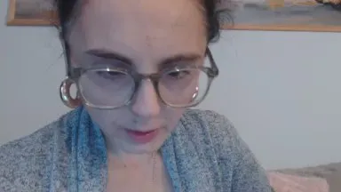 Offline cleophee on Cam4