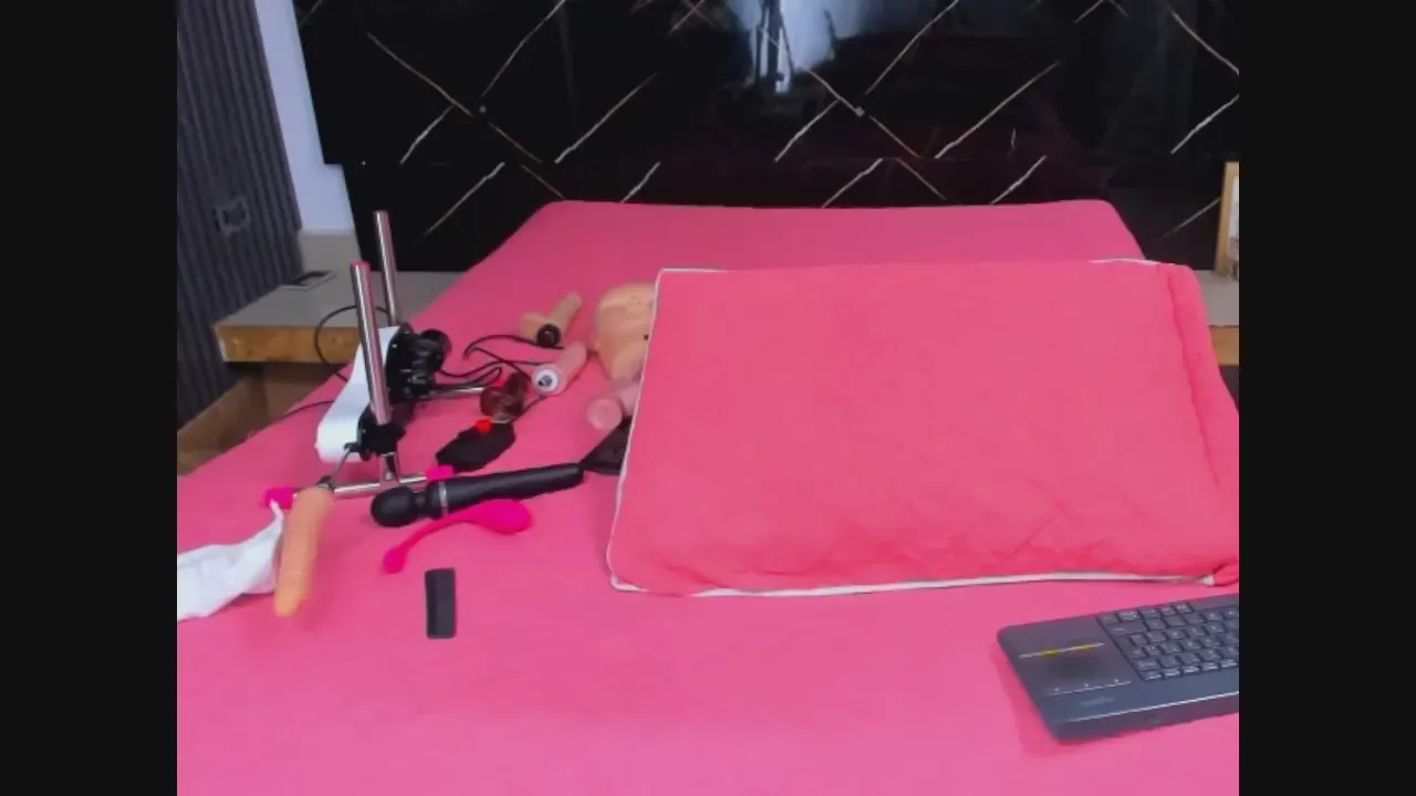 Freechat cloeerabbyt on Cam4