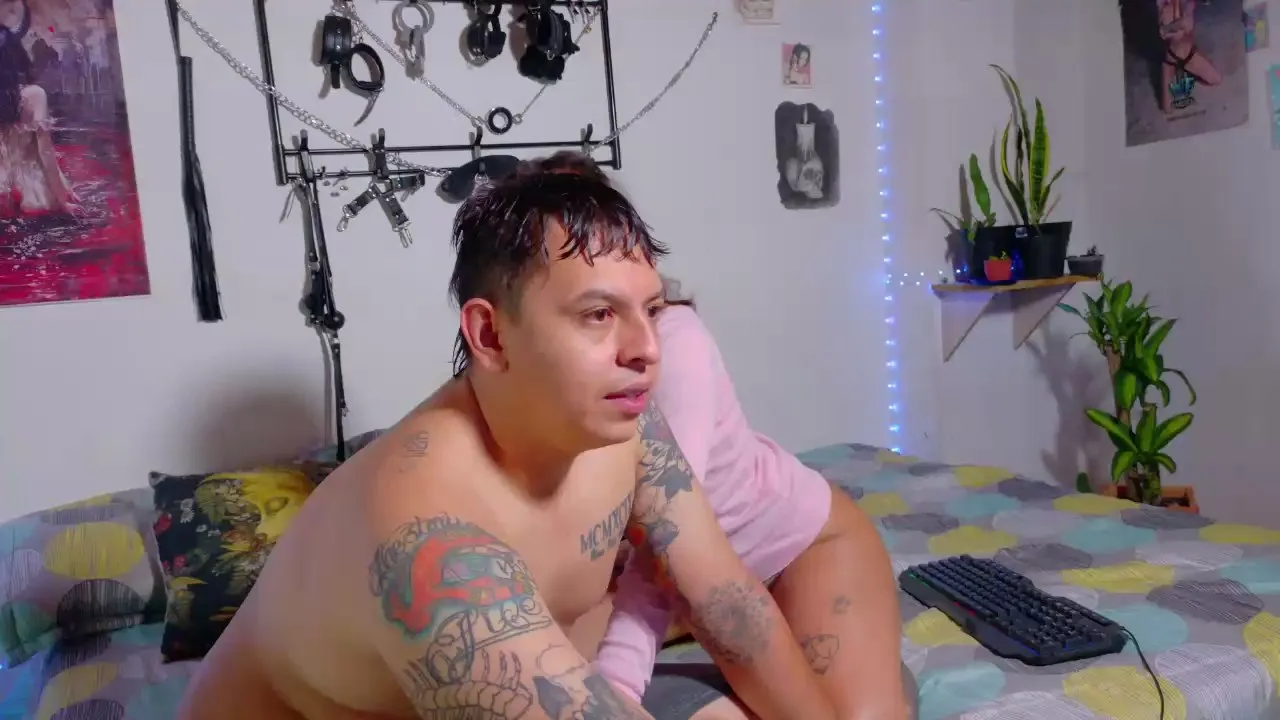 Offline clydexxxbunny on Cam4