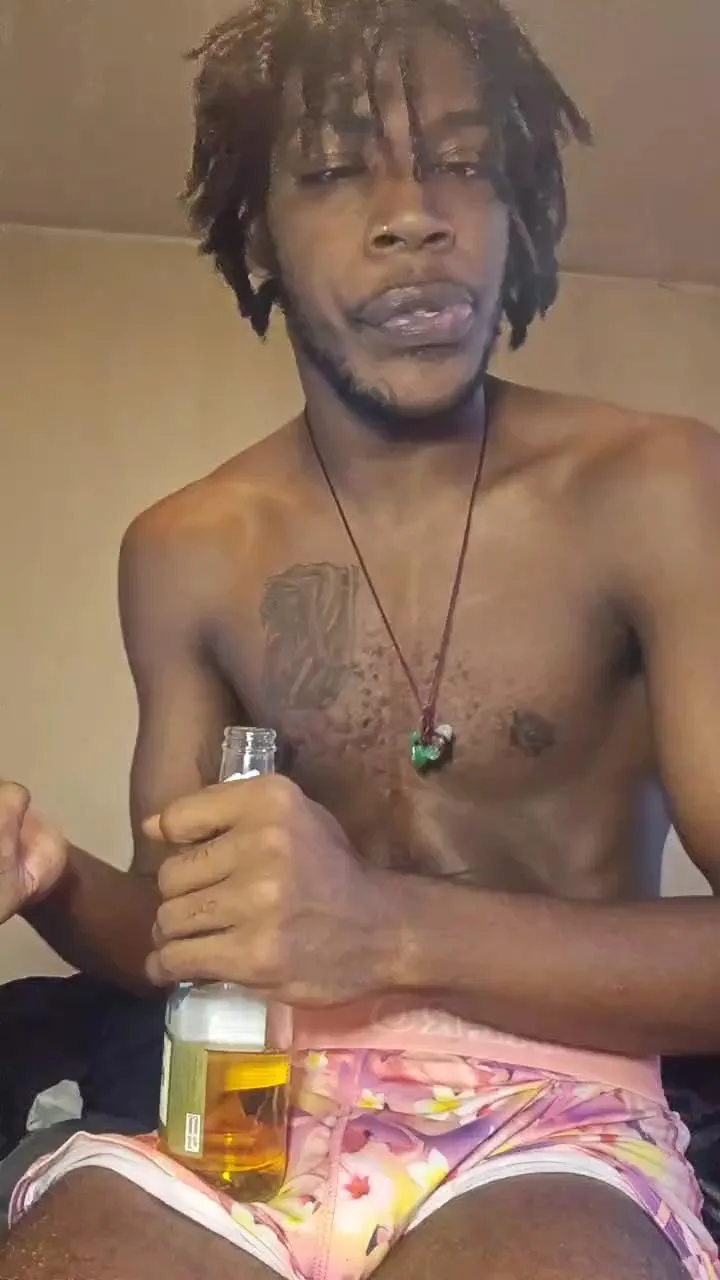 Offline cmc28 on Cam4