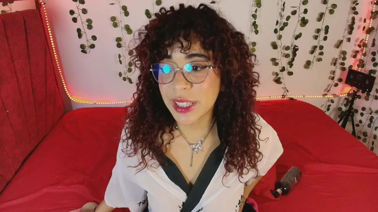 Offline Collins_Daph on Cam4