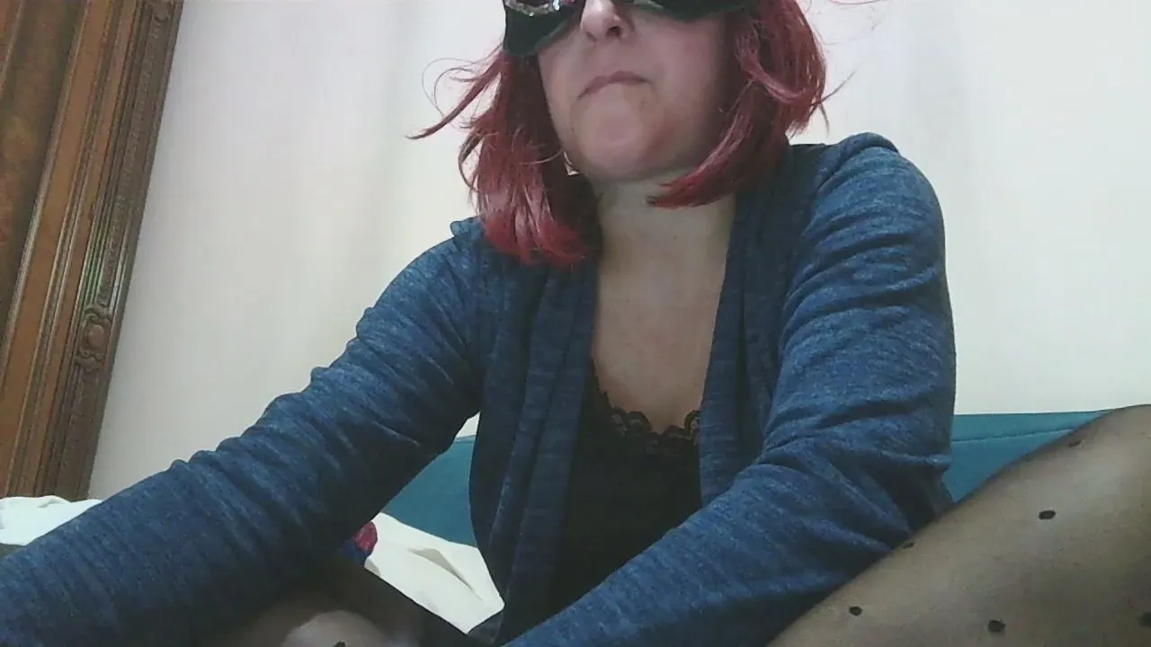 Offline Cornaeamore on Cam4