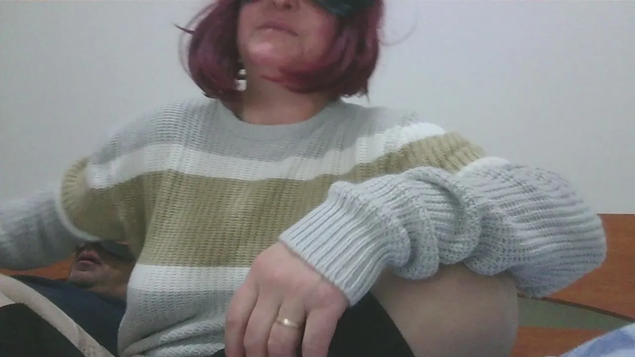 Offline Cornaeamore on Cam4