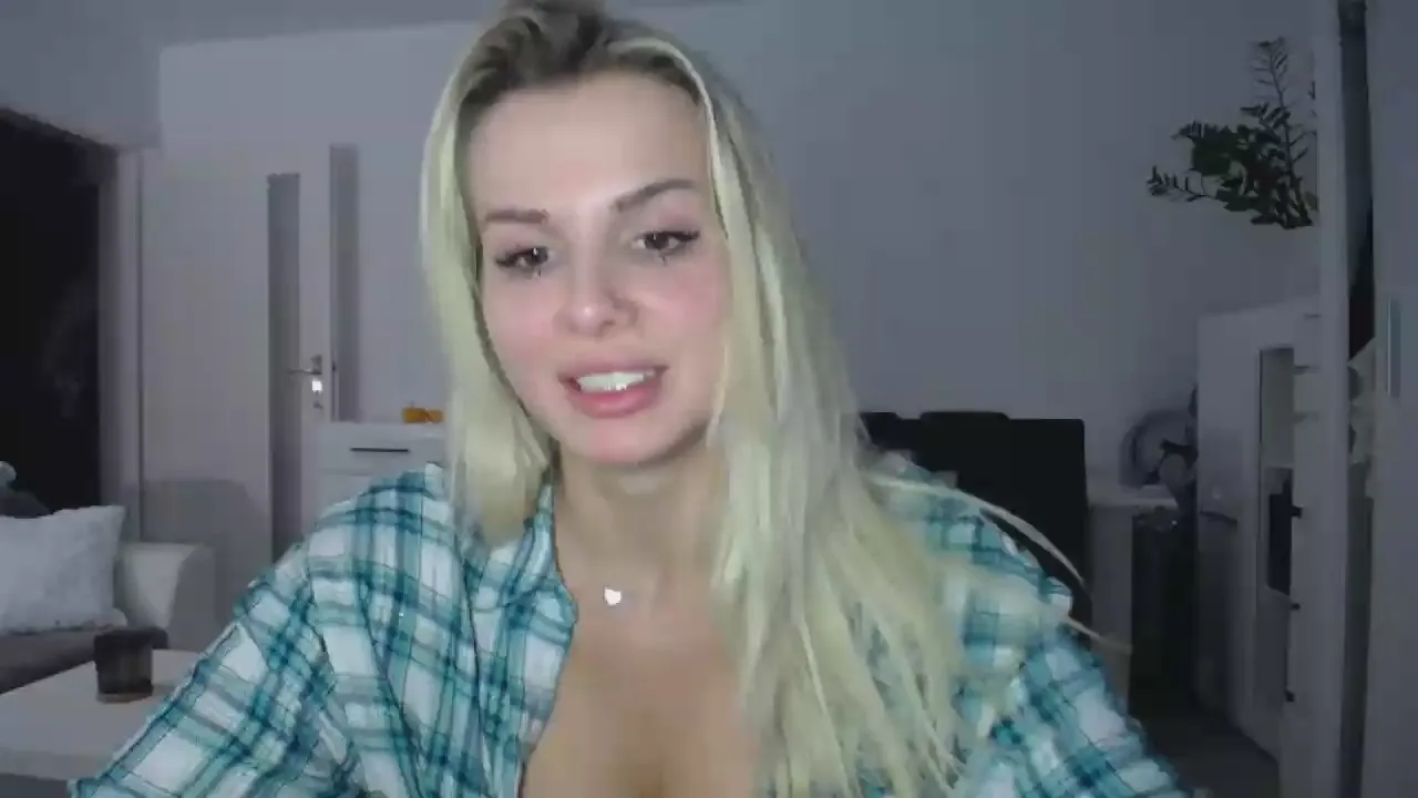 Offline CorneliaBeauty on Cam4