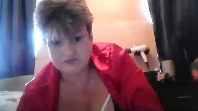 Offline Countryhoney on Cam4