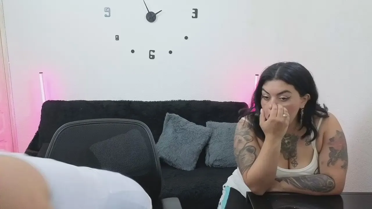 Freechat couplework on Cam4