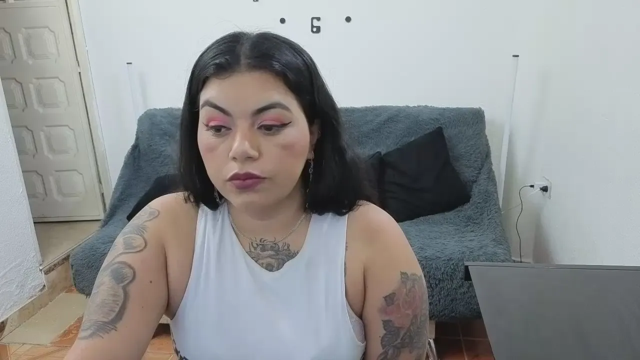 Freechat couplework on Cam4