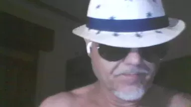 Offline crazy1972 on Cam4