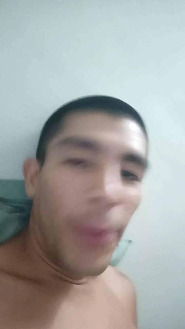 Offline Crazyzack on Cam4