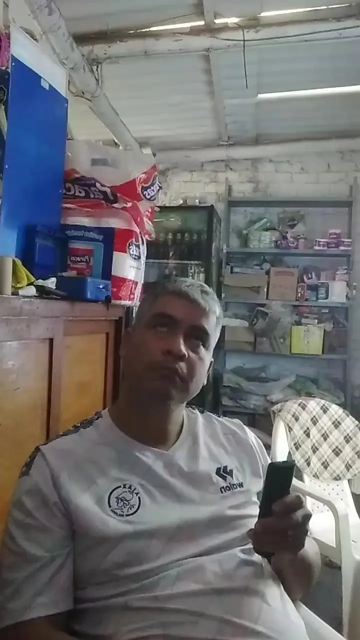 Offline cronos420 on Cam4