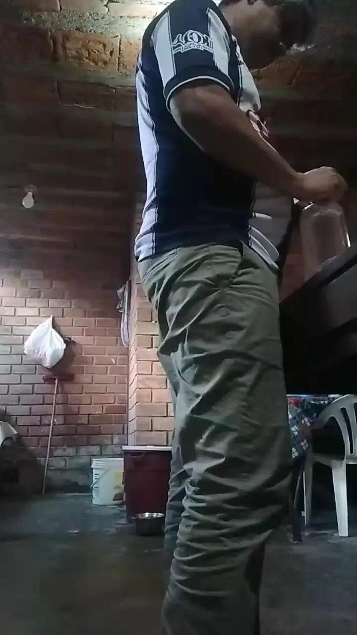 Offline cronos420 on Cam4