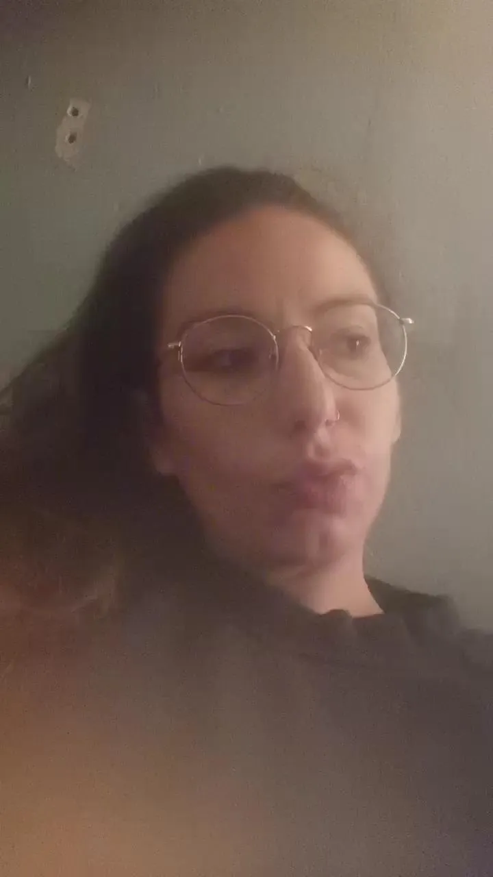 Offline cruellathebills on Cam4