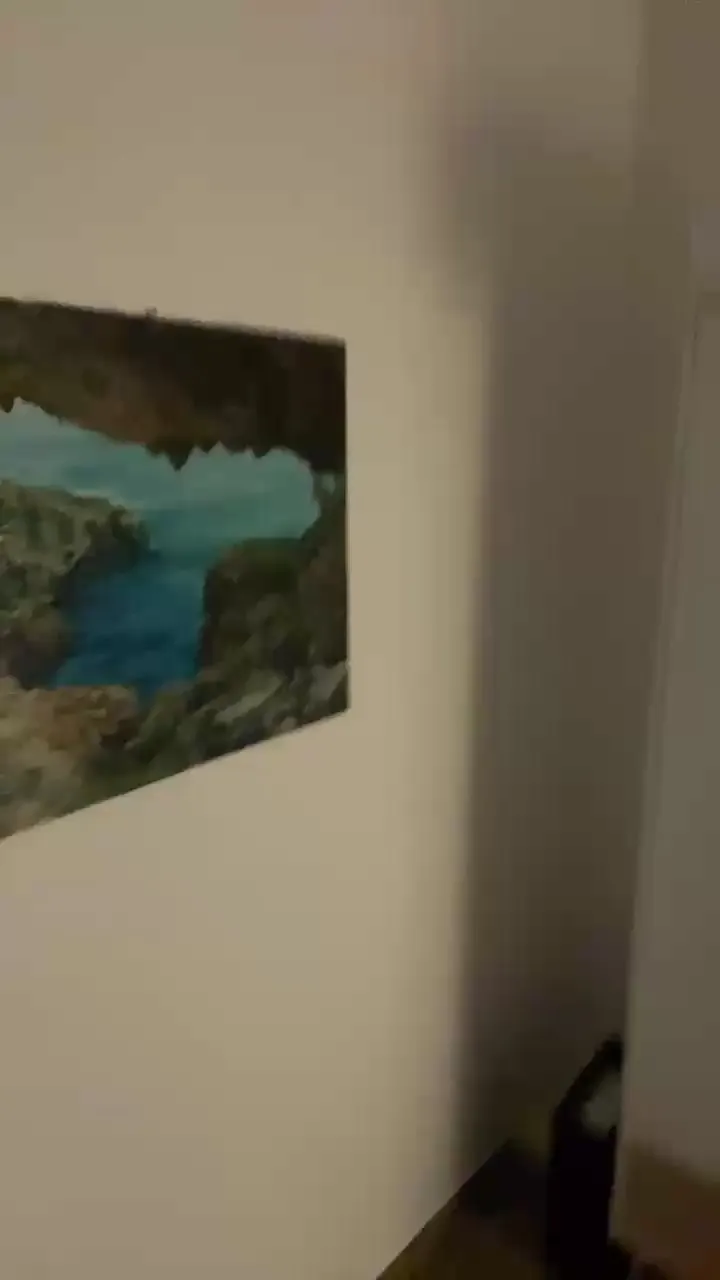 Offline Crystal9898 on Cam4