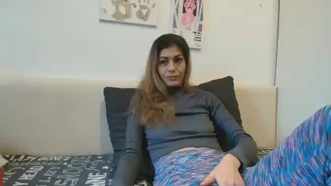 Offline Crystynalove on Cam4