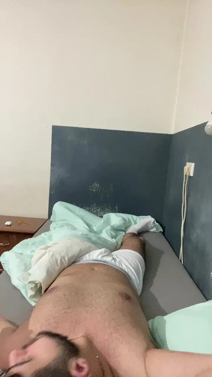 Offline Cumcontroll20 on Cam4