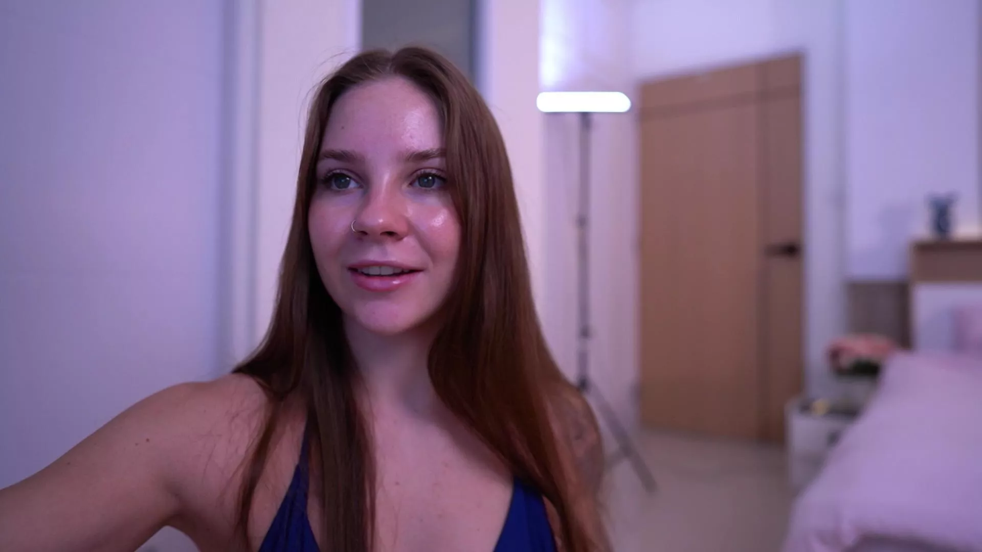 Offline cute__foxy on Cam4