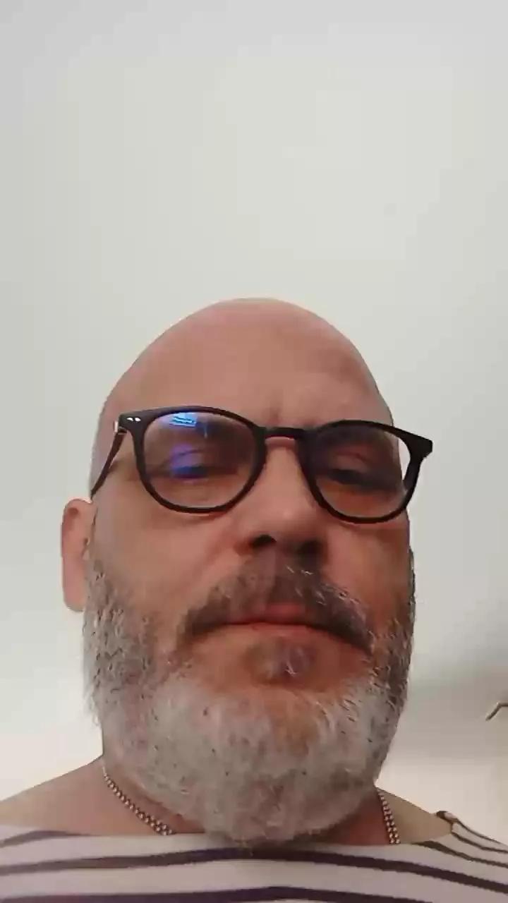 D4DLou1sX from Cam4