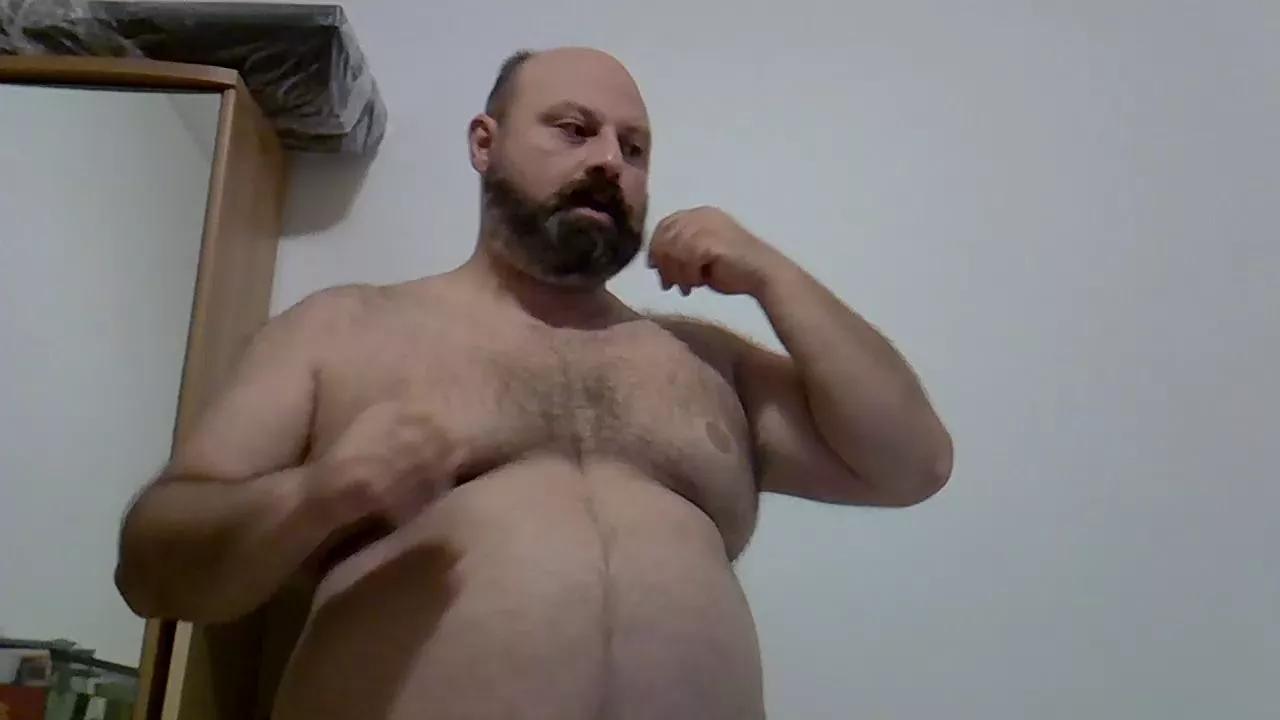 daariu from Cam4