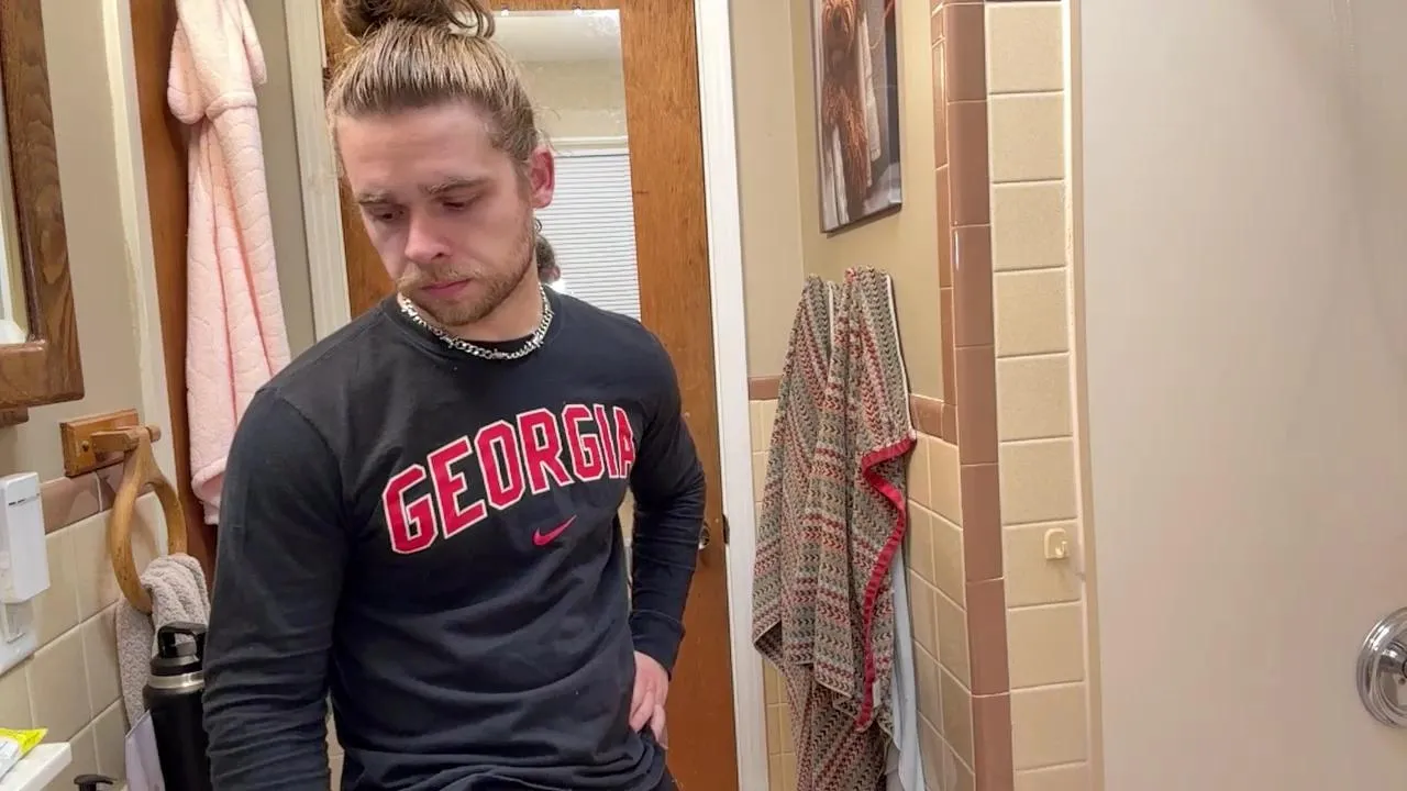 Offline daddydaydrinkz on Cam4