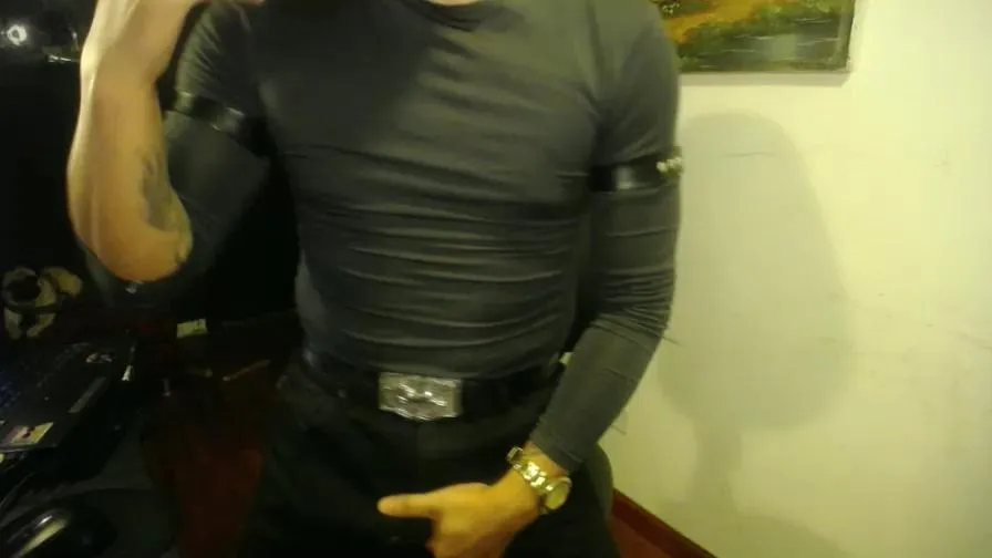 Offline Danburythebeast on Cam4