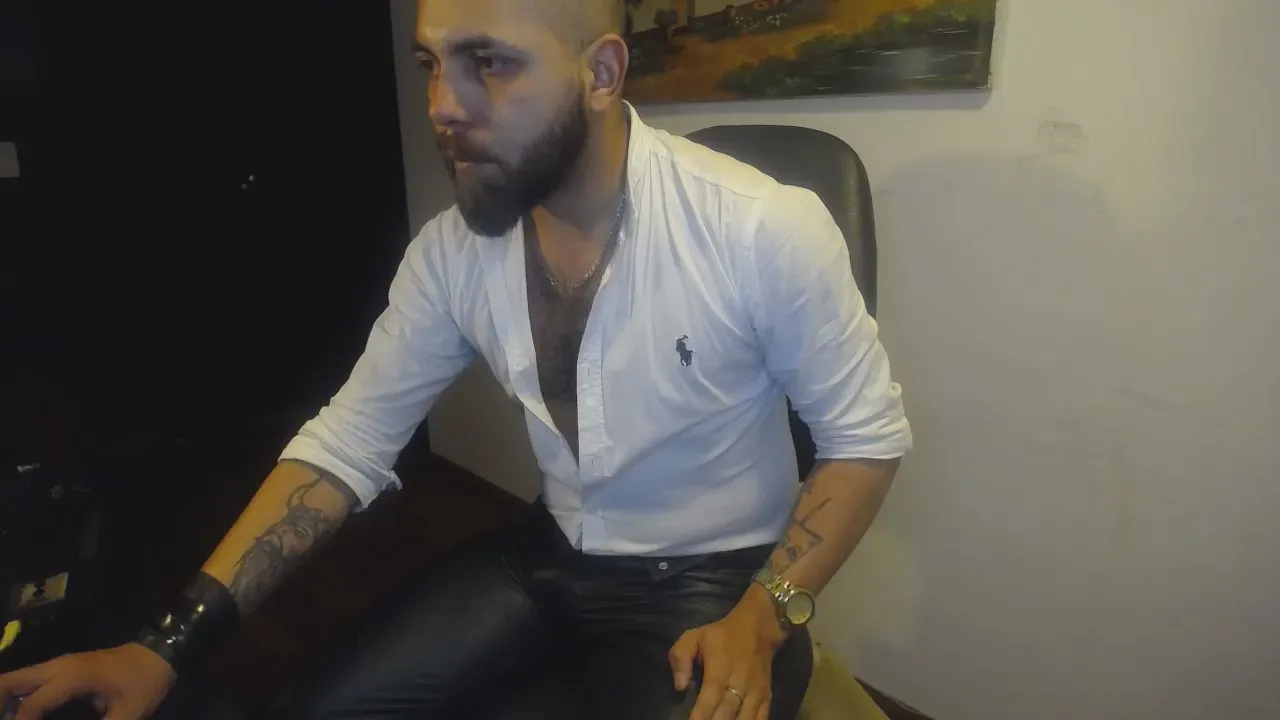 Cam4 Danburythebeast is Freechat Danburythebeast — #amateur #smoke #masturbation #armpits #milk