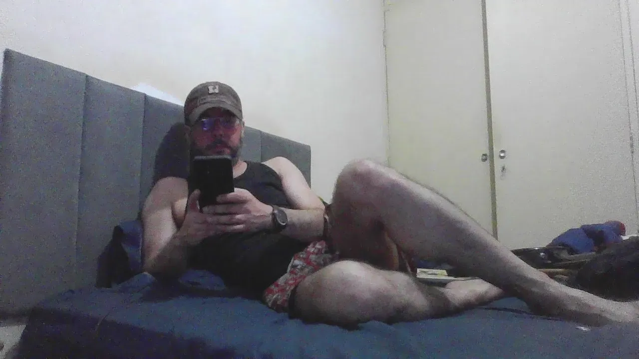 Offline Dani_Parker on Cam4