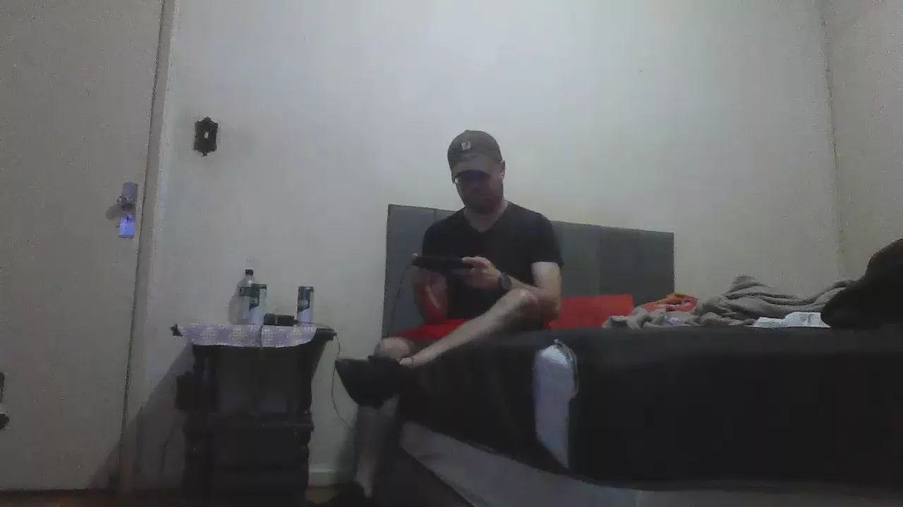 Offline Dani_Parker on Cam4