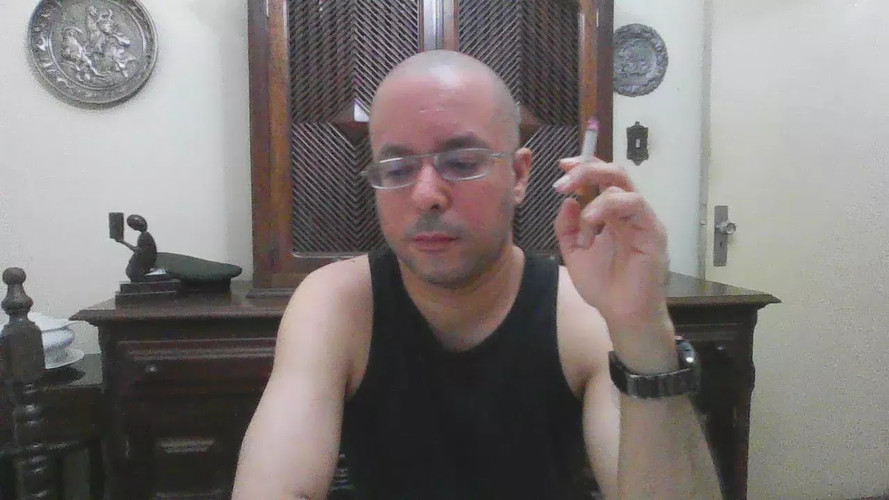 Offline Dani_Parker on Cam4