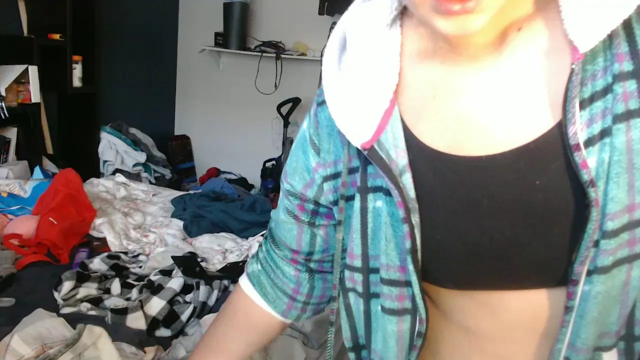 Offline DaniDebauchery on Cam4