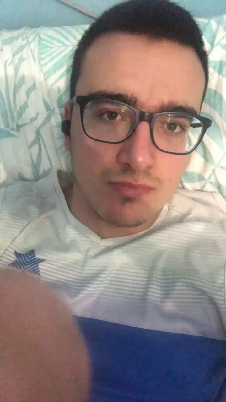 Offline danidj007 on Cam4