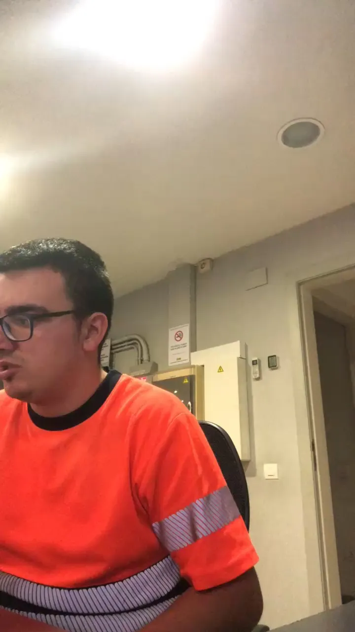 Offline danidj007 on Cam4