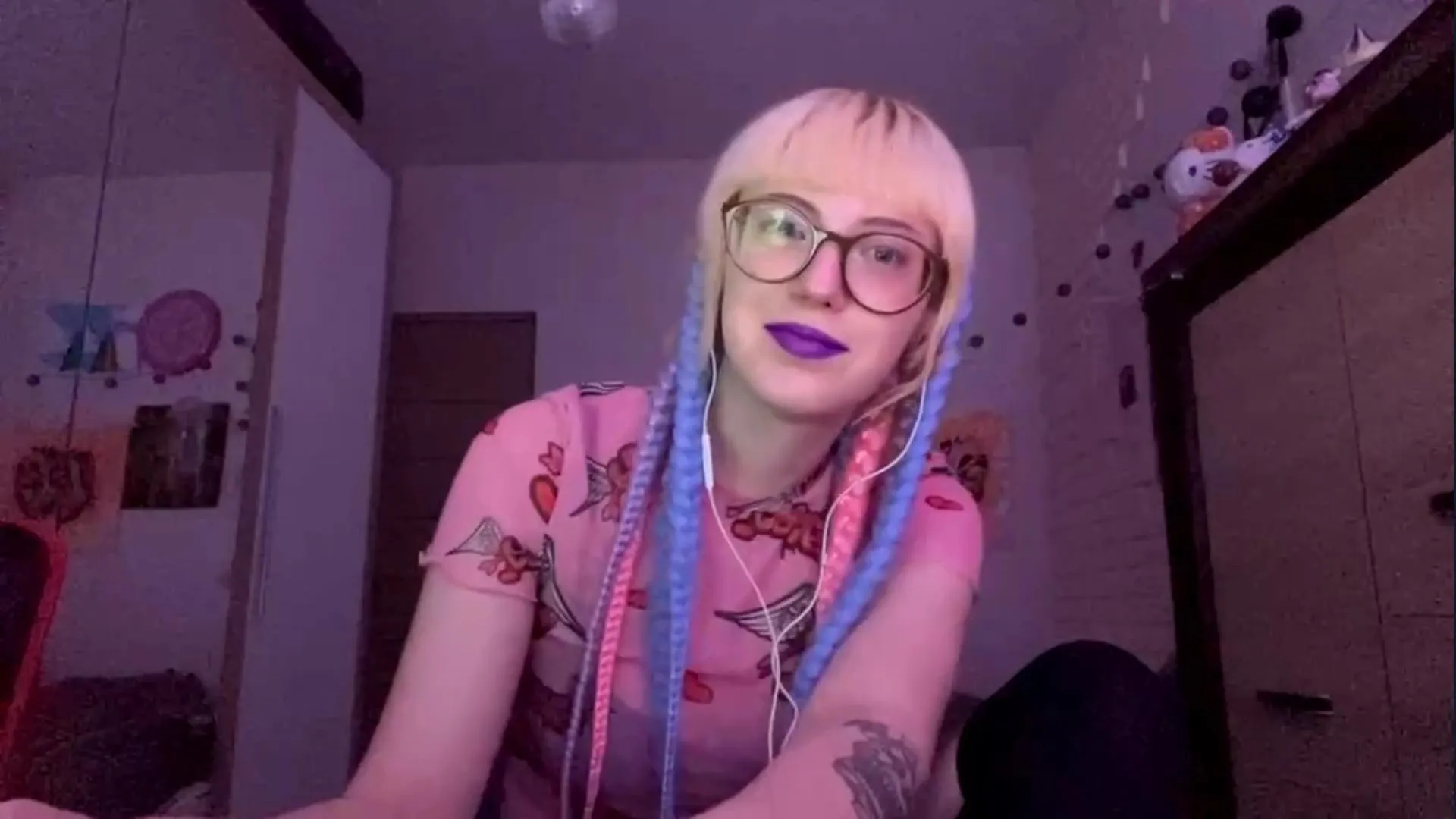 Offline DanikaHuertes on Cam4