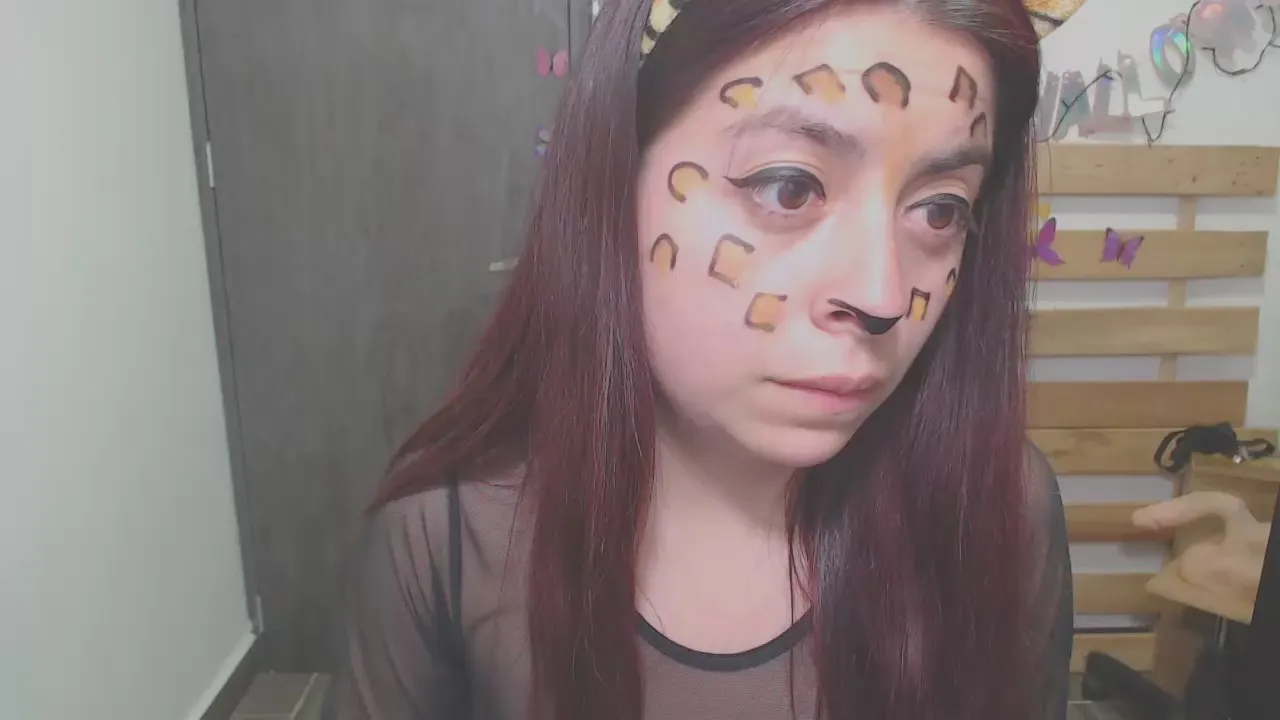 Offline Danna_zv on Cam4