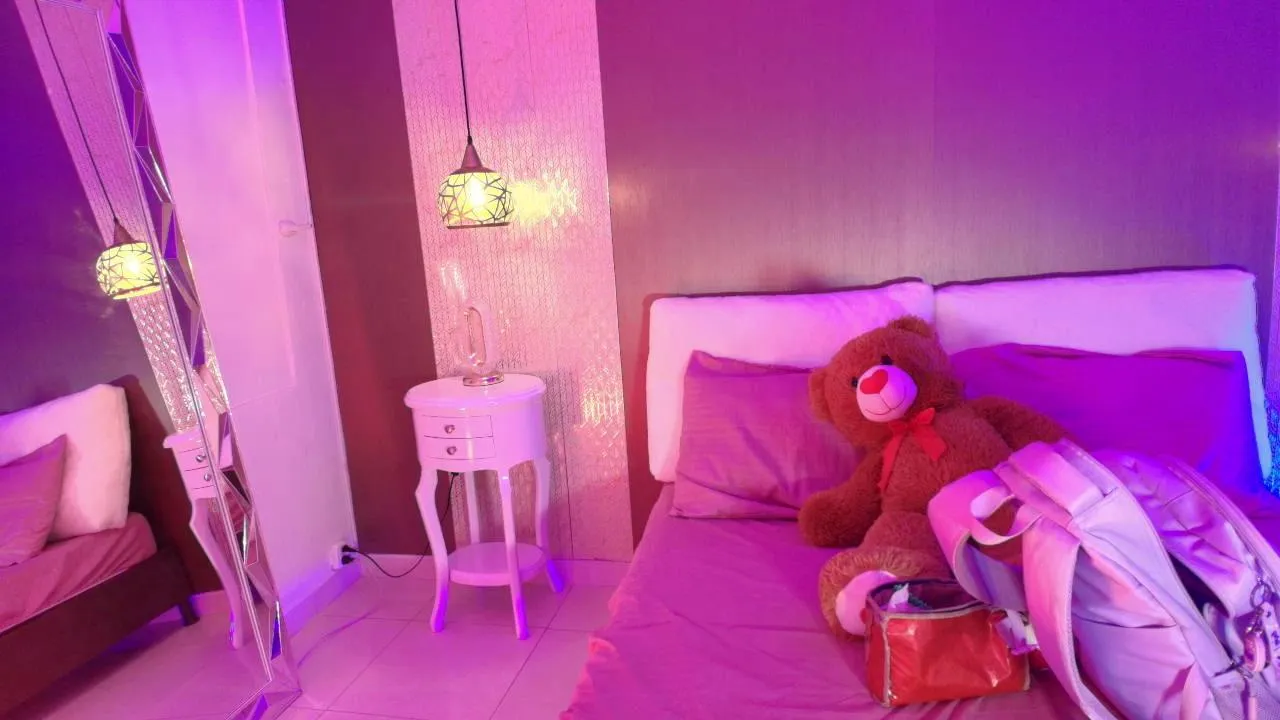 Freechat DannaDoll69 on Cam4