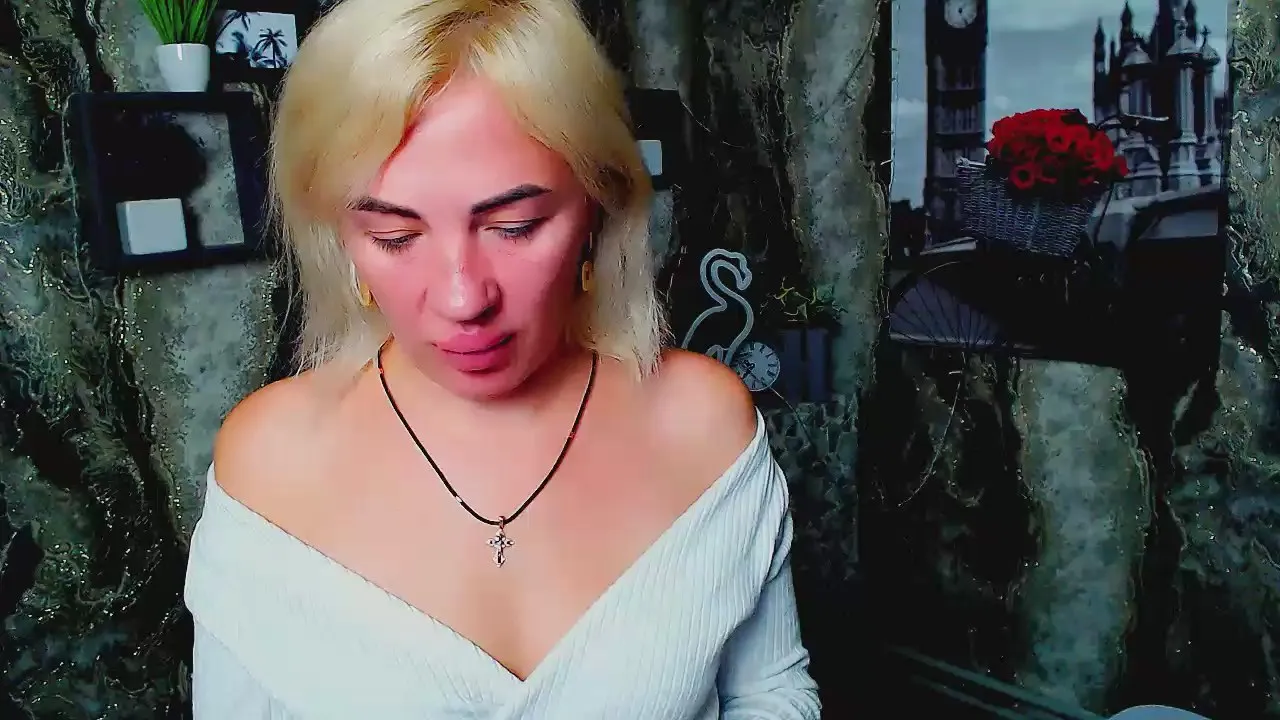 Offline DaraDex_ on Cam4