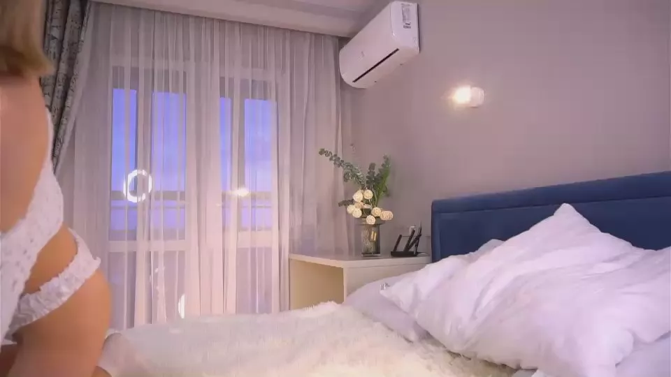 Offline DareleneEcton on Cam4