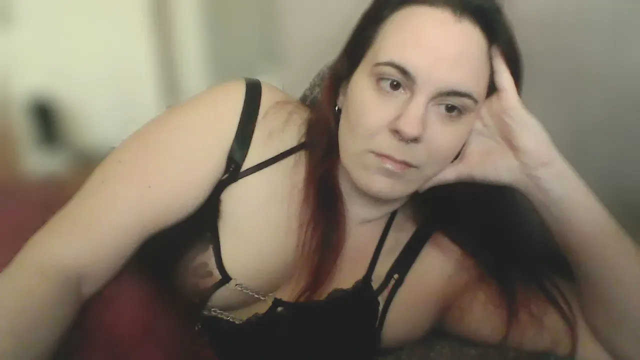 Offline DarkAsia on Cam4