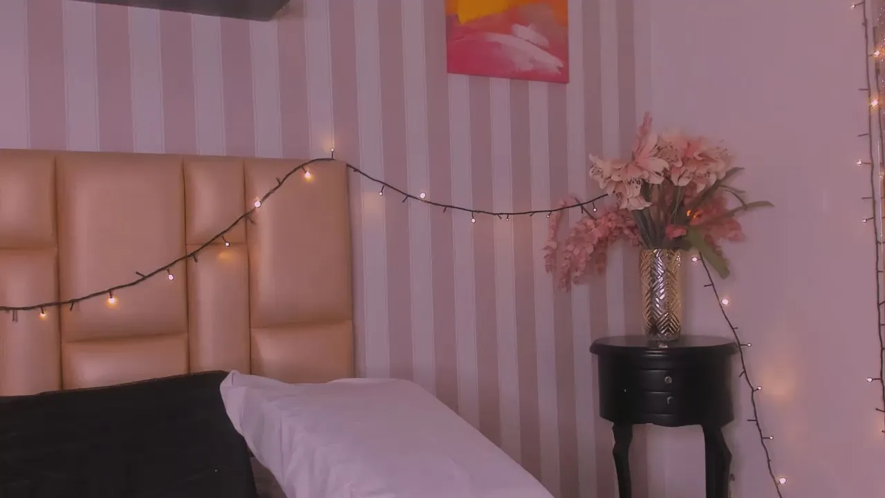 Freechat darkhorney on Cam4