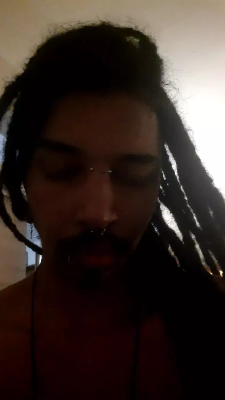 Freechat DarkUnicorn6669 on Cam4