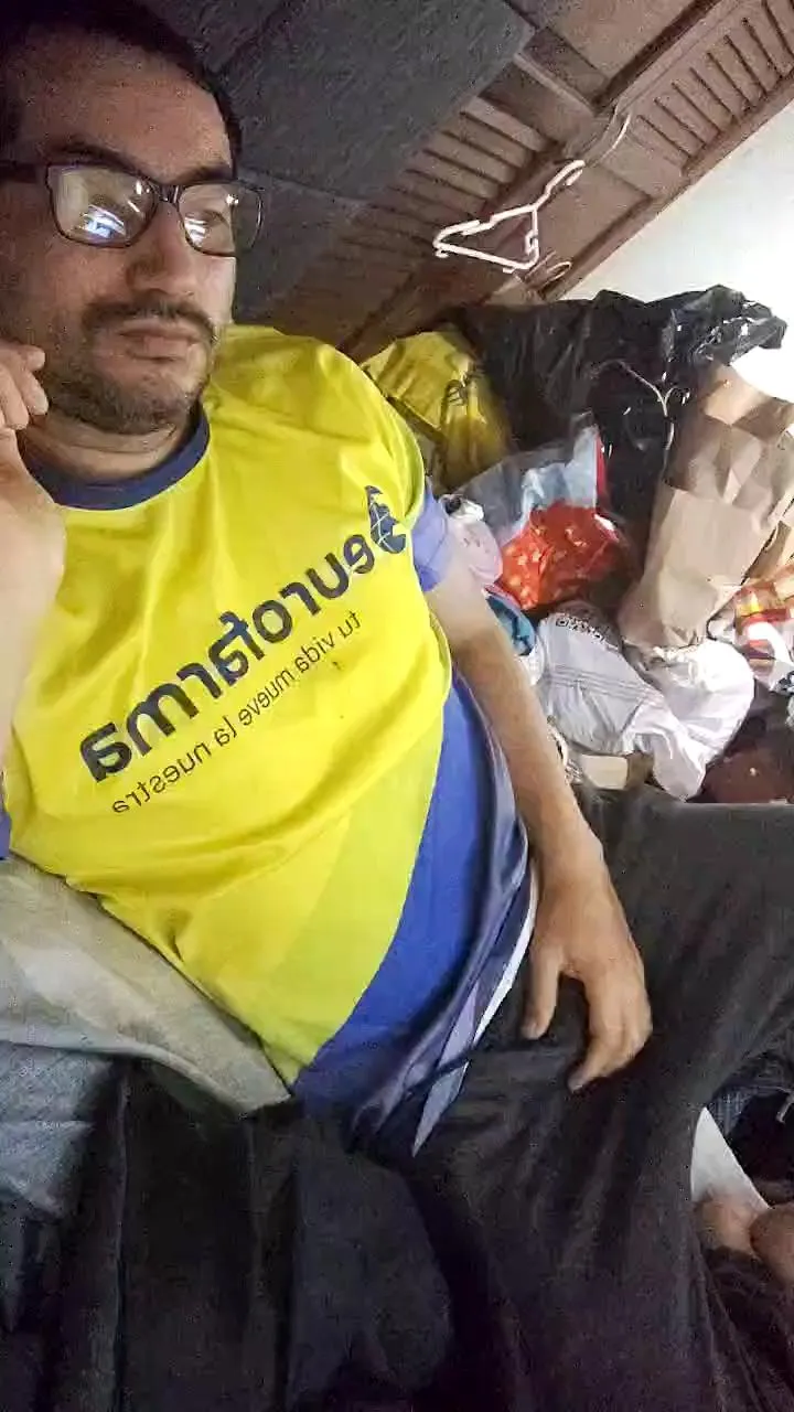 Offline davemejia300 on Cam4