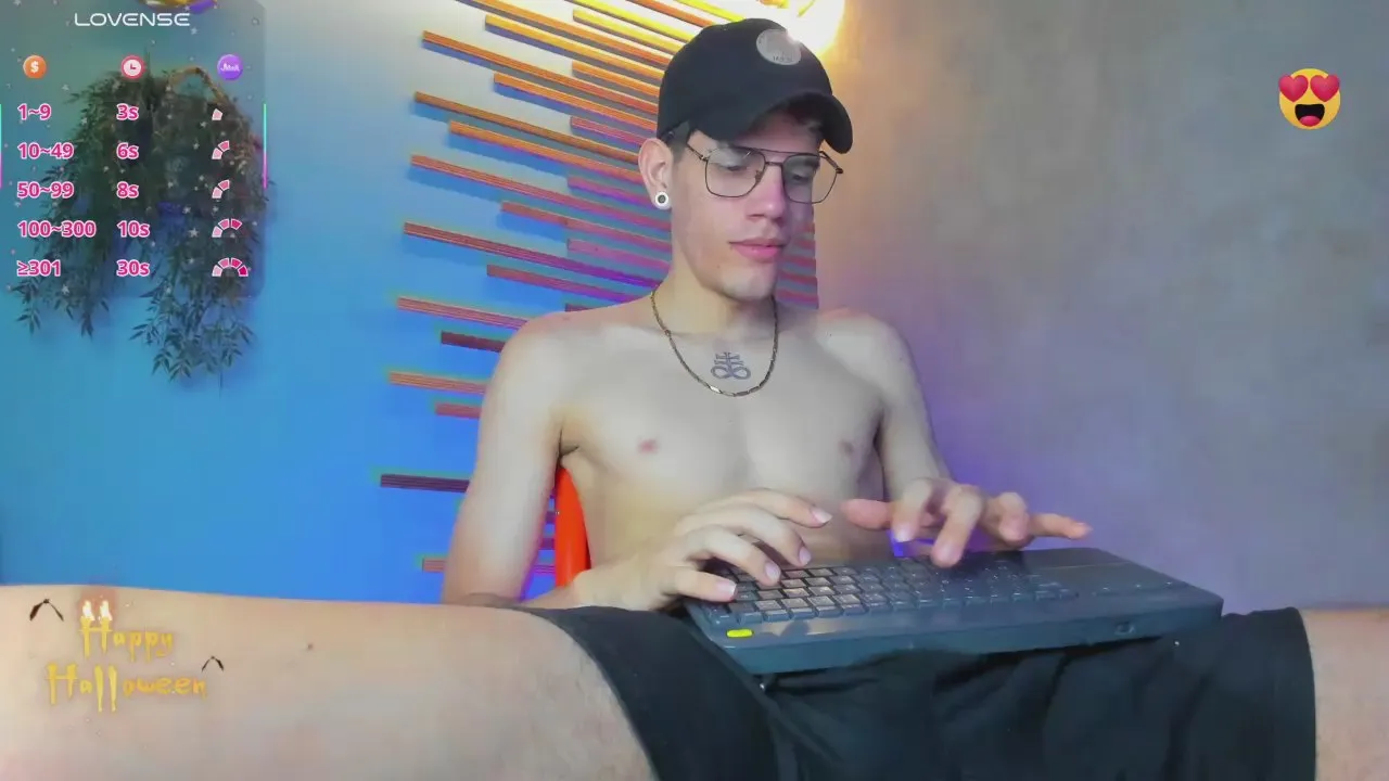 Offline david_huge on Cam4